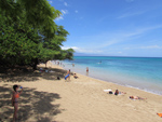 Nearby sandy beach within 7 minute walk.